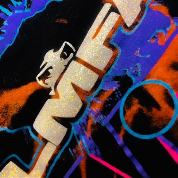 LMFAO Everyday I’m Shufflin Cut Off Band Tee Shirt - Picture 5 of 8